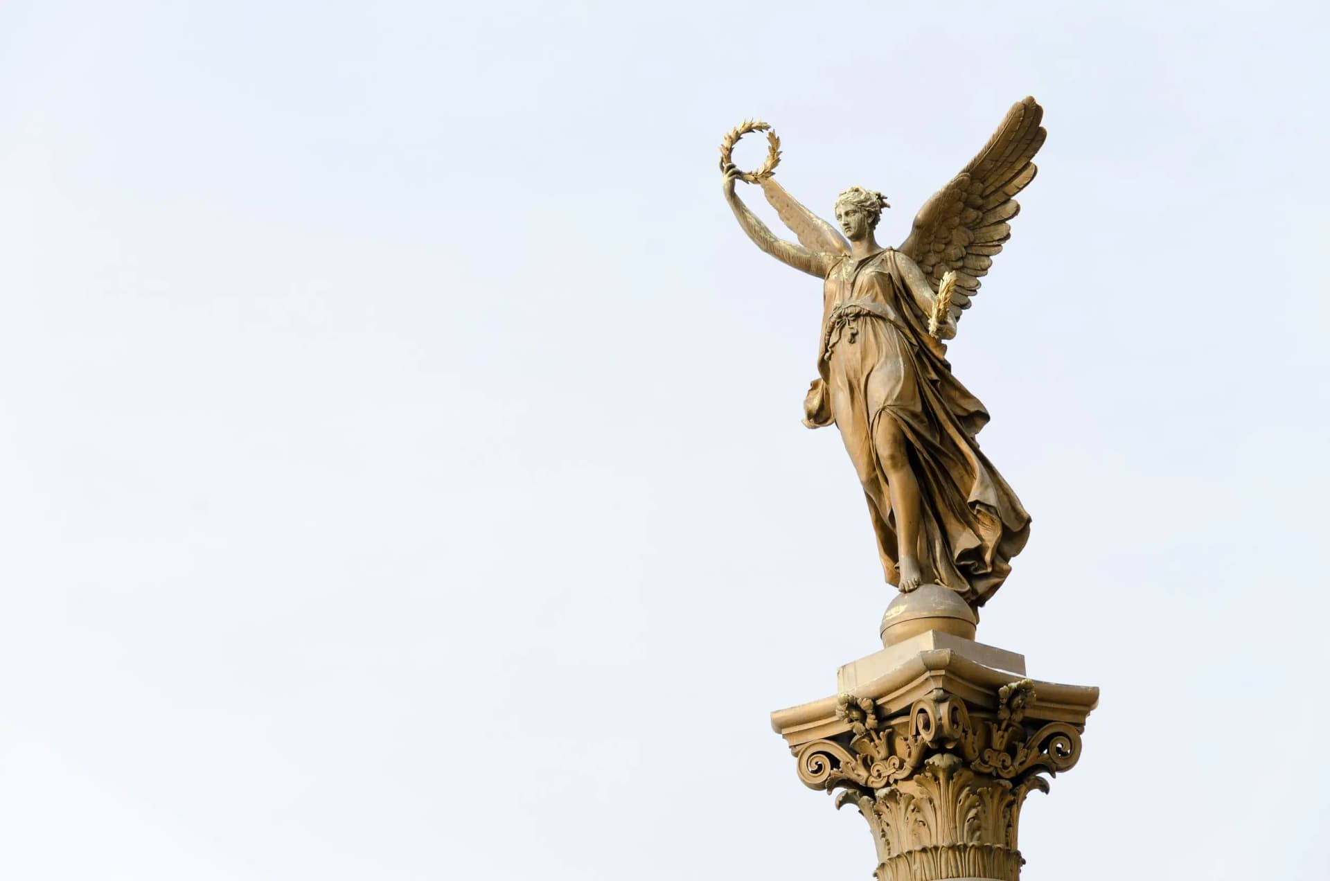 The Future of Crypto-Regulation in Ukraine: Should It Follow the EU and MiCA?